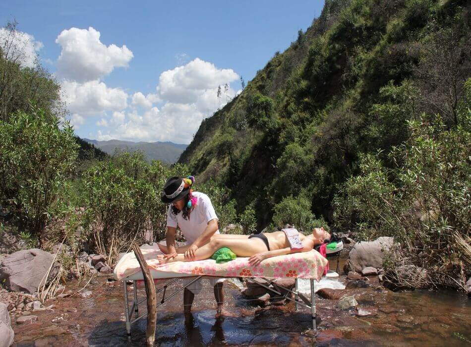 Massage relaxing Ayahuasca Retreat